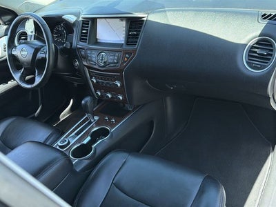 2018 Nissan Pathfinder Platinum