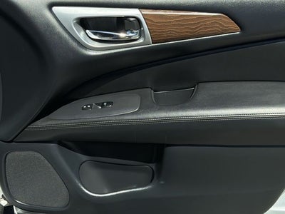 2018 Nissan Pathfinder Platinum