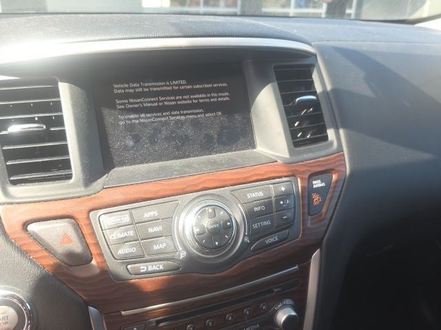 2017 Nissan Pathfinder Platinum