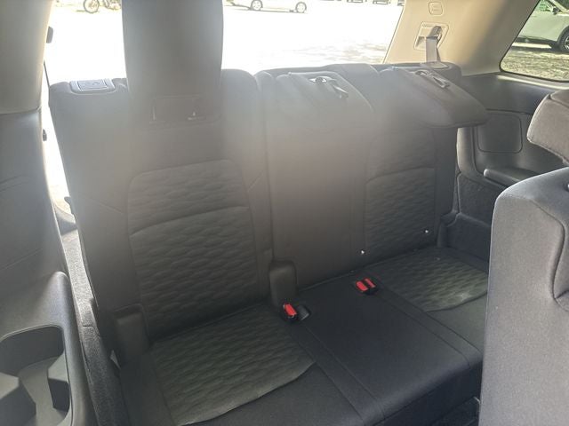 2024 Nissan Pathfinder S