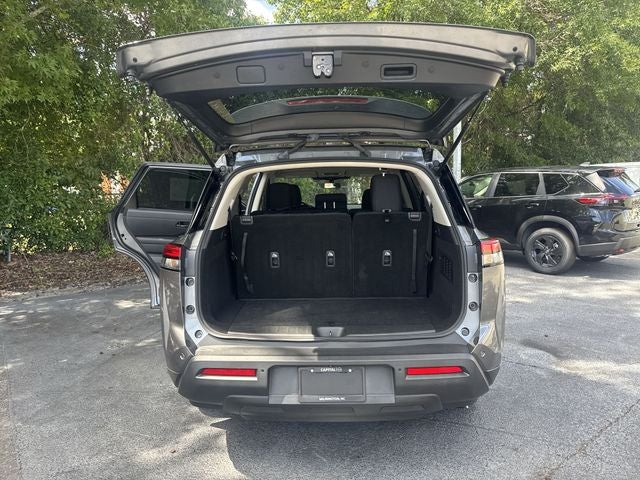 2024 Nissan Pathfinder S