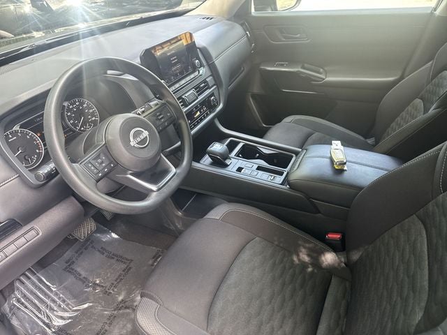 2024 Nissan Pathfinder S