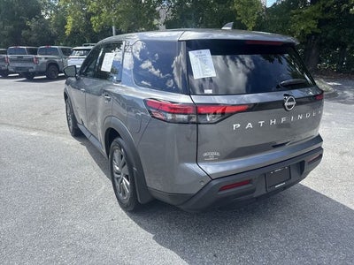 2024 Nissan Pathfinder S