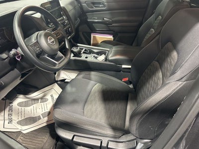 2024 Nissan Pathfinder S