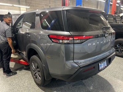 2024 Nissan Pathfinder S