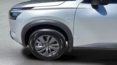 2025 Nissan Pathfinder S