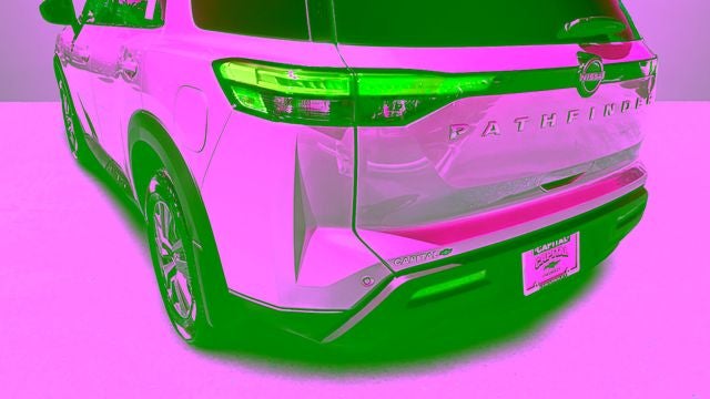 2025 Nissan Pathfinder S