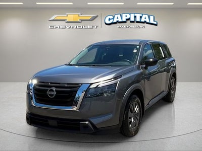 2023 Nissan Pathfinder S