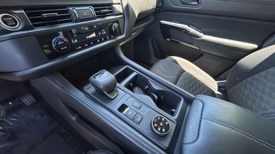 2023 Nissan Pathfinder S