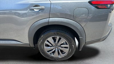 2023 Nissan Pathfinder S