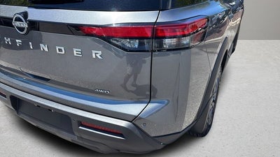 2023 Nissan Pathfinder S