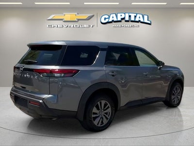 2023 Nissan Pathfinder S
