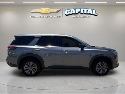 2023 Nissan Pathfinder S
