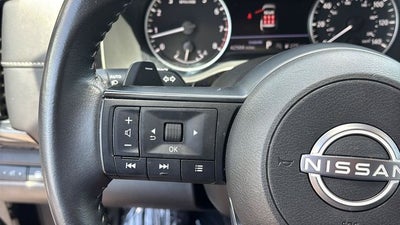2025 Nissan Pathfinder SV