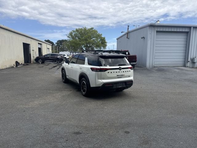 2024 Nissan Pathfinder Rock Creek