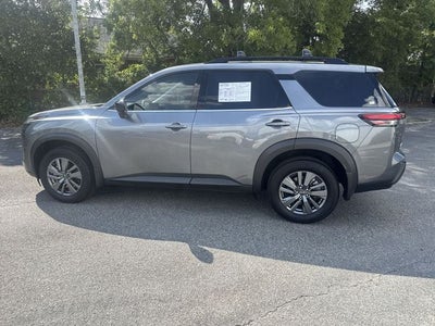2026 Nissan Pathfinder SV