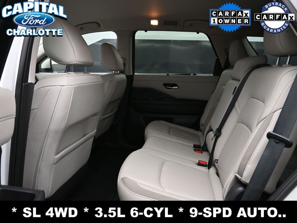 2023 Nissan Pathfinder SL