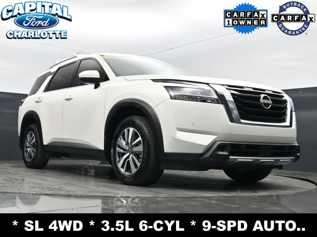 2023 Nissan Pathfinder SL