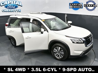 2023 Nissan Pathfinder SL