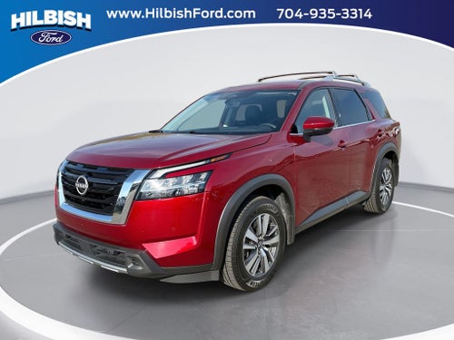 2024 Nissan Pathfinder SL