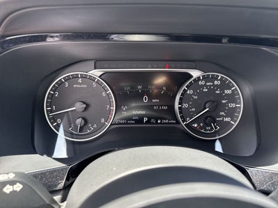 2024 Nissan Pathfinder SL