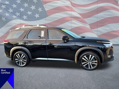 2025 Nissan Pathfinder Platinum