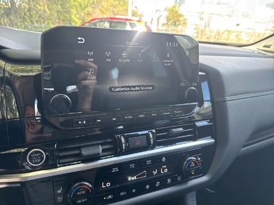 2024 Nissan Pathfinder Platinum