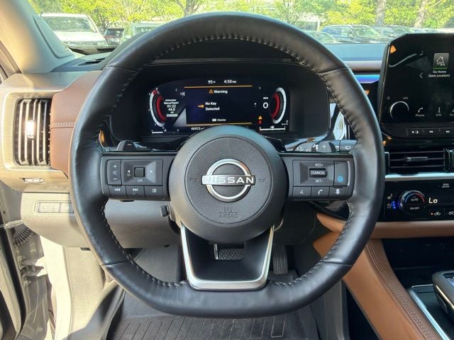2024 Nissan Pathfinder Platinum