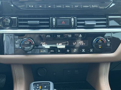 2025 Nissan Pathfinder Platinum