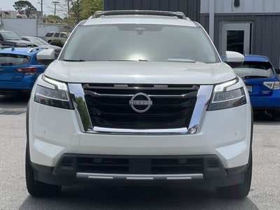 2024 Nissan Pathfinder Platinum