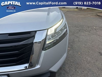 2022 Nissan Pathfinder Platinum