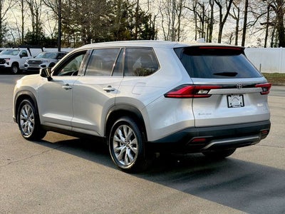 2024 Toyota Grand Highlander Hybrid Base
