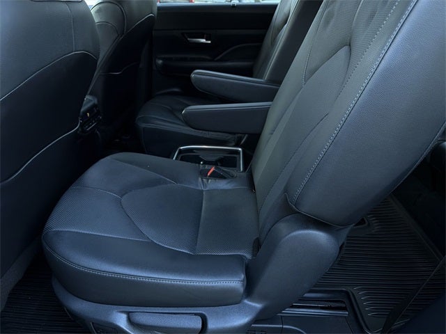 2024 Toyota Grand Highlander Hybrid Base