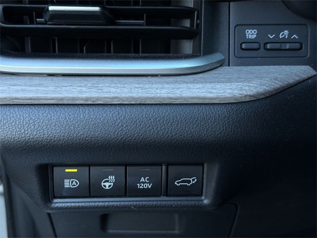 2024 Toyota Grand Highlander Hybrid Base