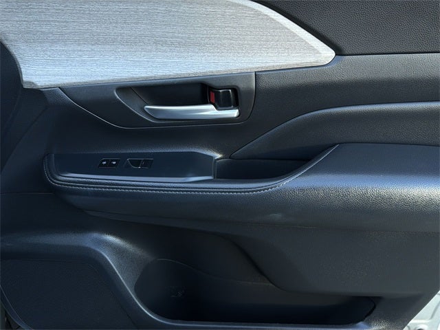 2024 Toyota Grand Highlander Hybrid Base