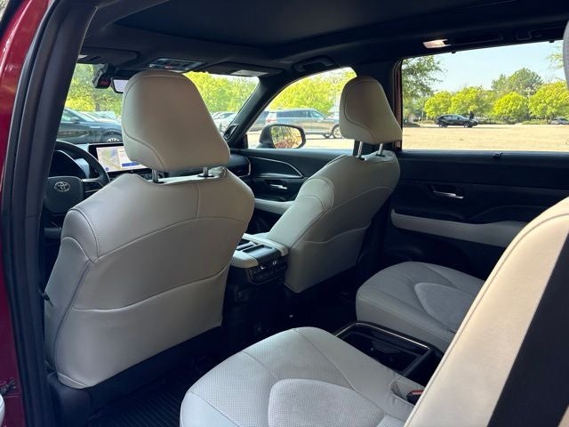 2025 Toyota Grand Highlander Hybrid MAX Platinum