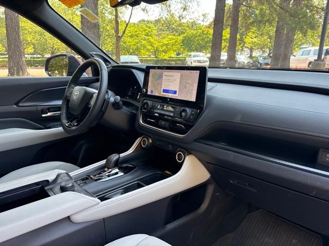 2025 Toyota Grand Highlander Hybrid MAX Platinum