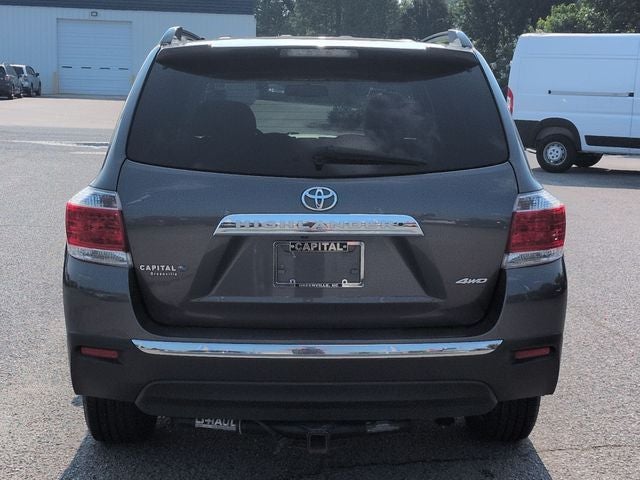 2013 Toyota Highlander SE