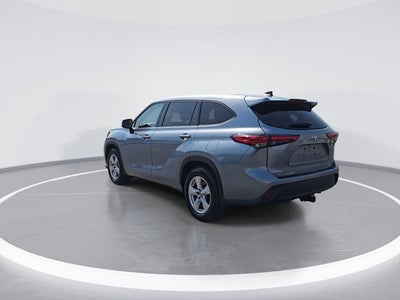2022 Toyota Highlander LE