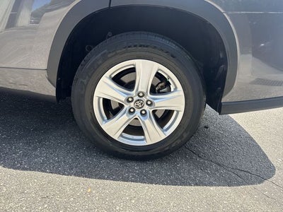 2022 Toyota Highlander L