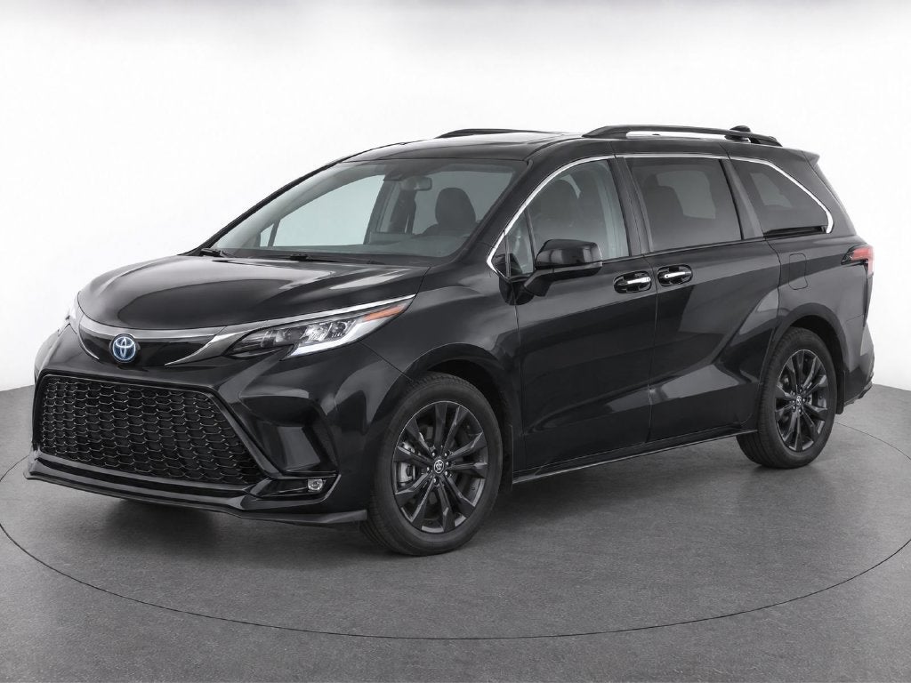 2022 Toyota Sienna XSE 7 Passenger