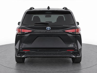 2022 Toyota Sienna XSE 7 Passenger