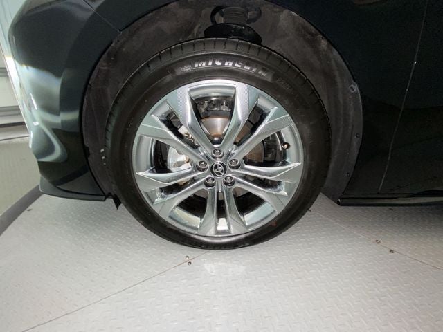 2023 Toyota Sienna Platinum 7 Passenger