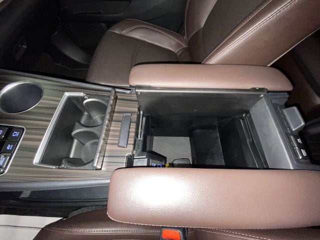 2023 Toyota Sienna Platinum 7 Passenger