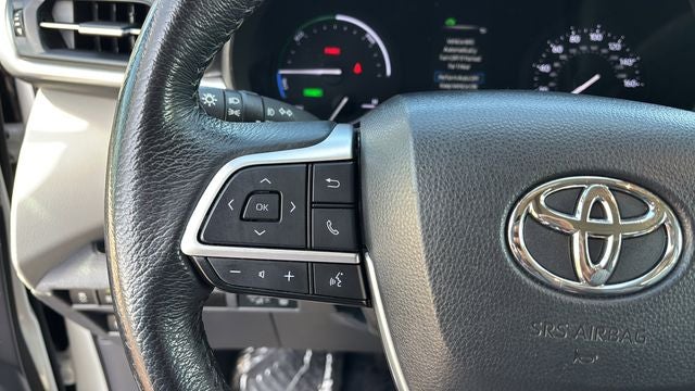 2023 Toyota Sienna XLE 8 Passenger