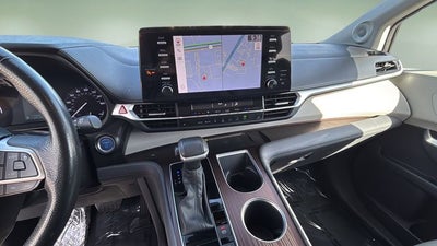 2023 Toyota Sienna XLE 8 Passenger