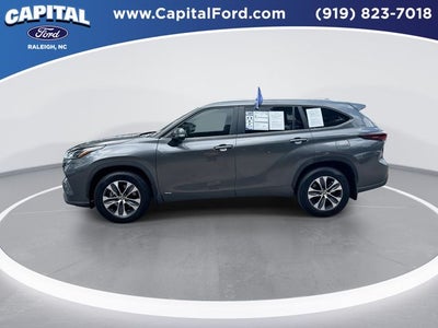 2024 Toyota Highlander Hybrid XLE