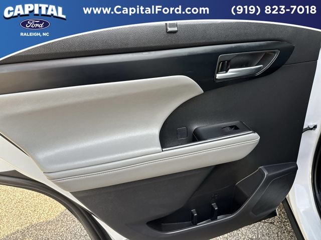 2023 Toyota Highlander Hybrid XLE