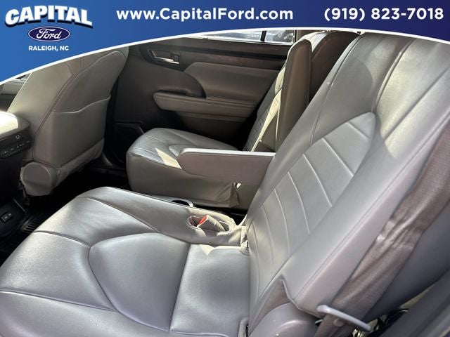 2023 Toyota Highlander Hybrid XLE
