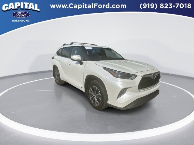 2023 Toyota Highlander Hybrid XLE